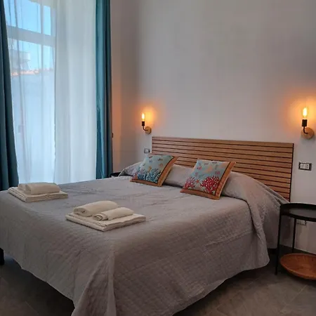 Homes Blu Apartment *